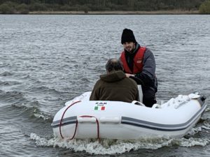 Das Motorboot Schnecke bei einer Testfahrt