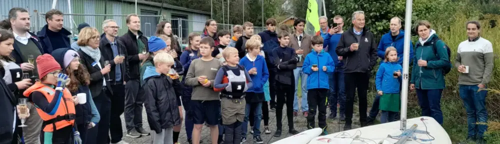 "Taufgemeinde" rund um den ILCA "Grover"